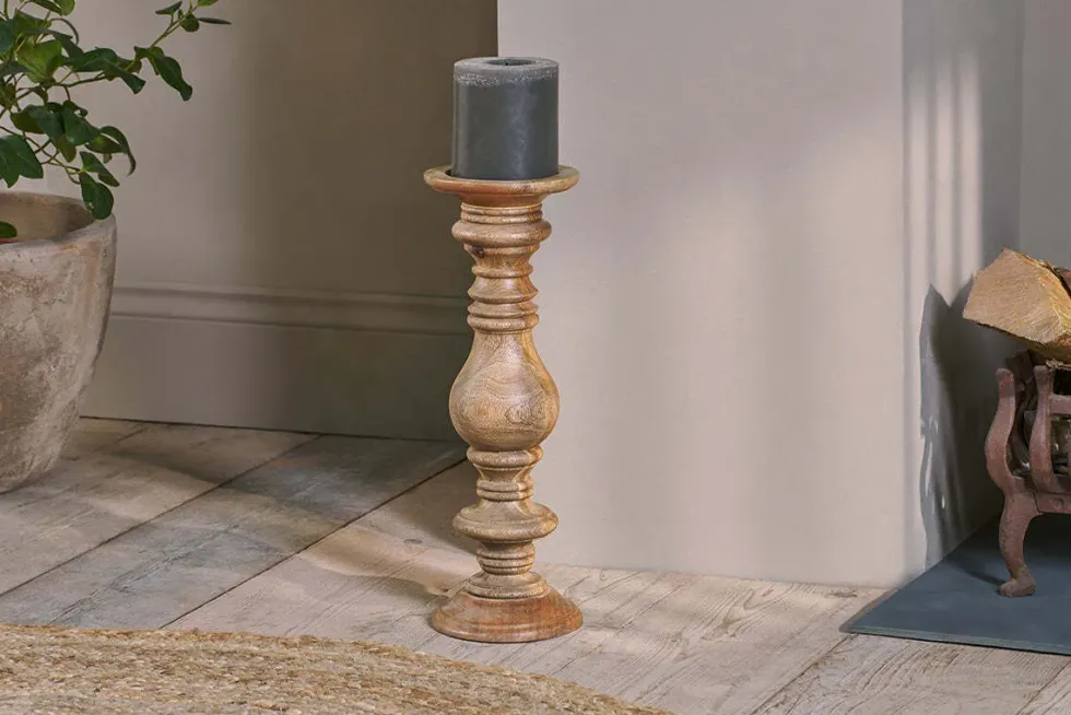 Akello Candle Stick