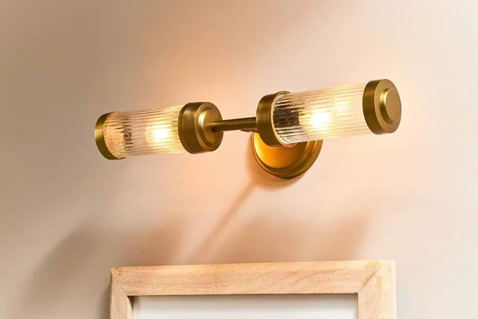 Akurdi Bathroom Double Wall Lamp