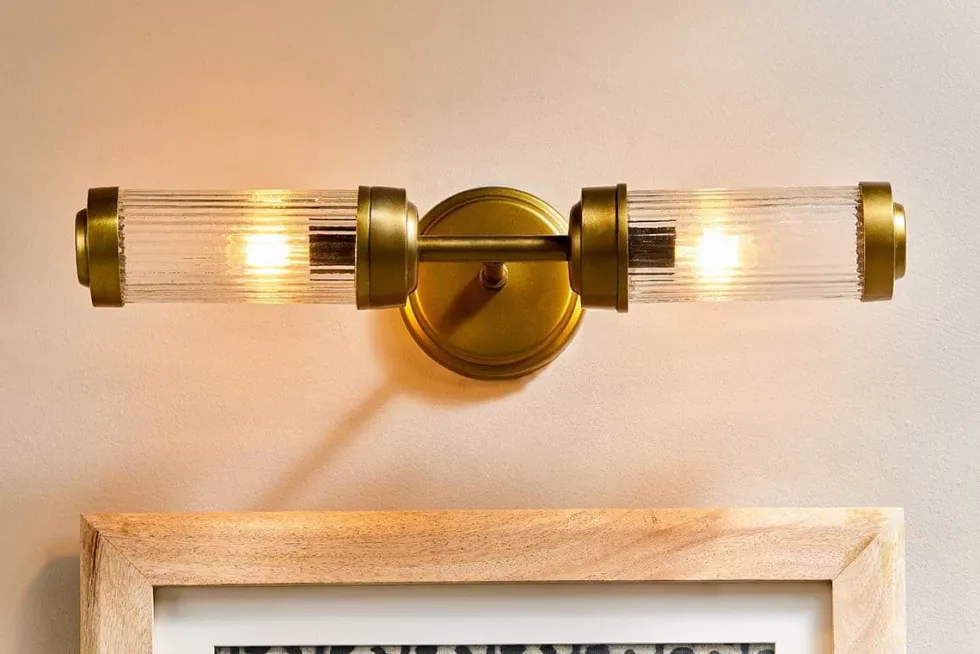 Akurdi Bathroom Double Wall Lamp