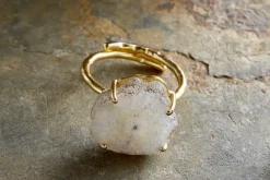 Dveep Solar Quartz Ring - Neutral
