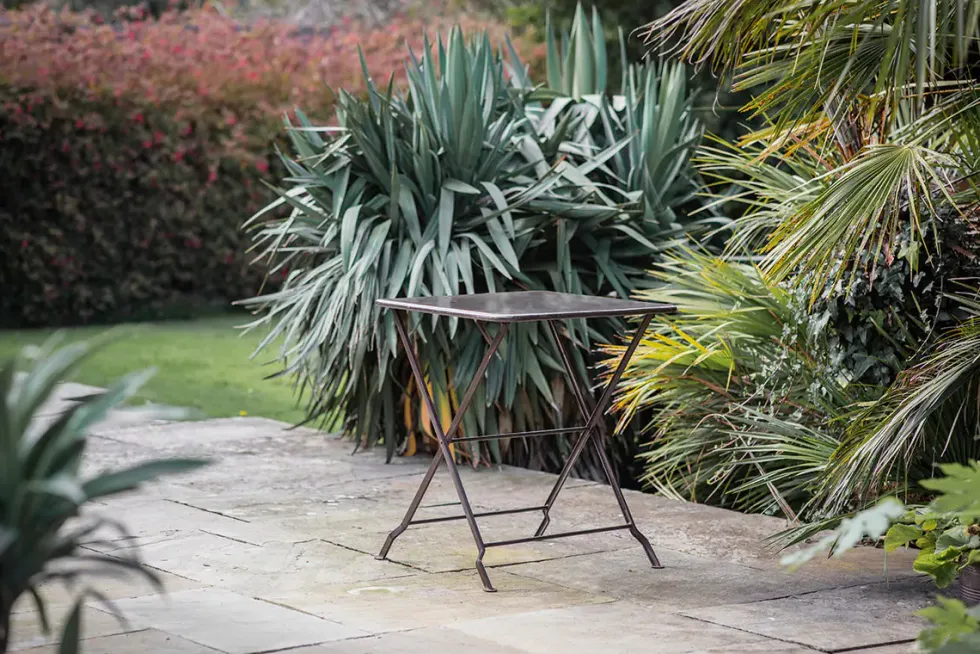 Ekete Iron Bistro Table - Small