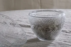 Essan Recycled Glass Opening Egg - Clear