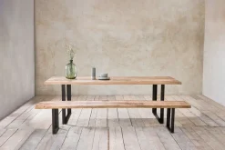 Fia Bench