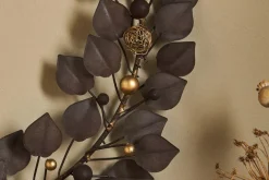 Ishana Wreath - Antique Brass
