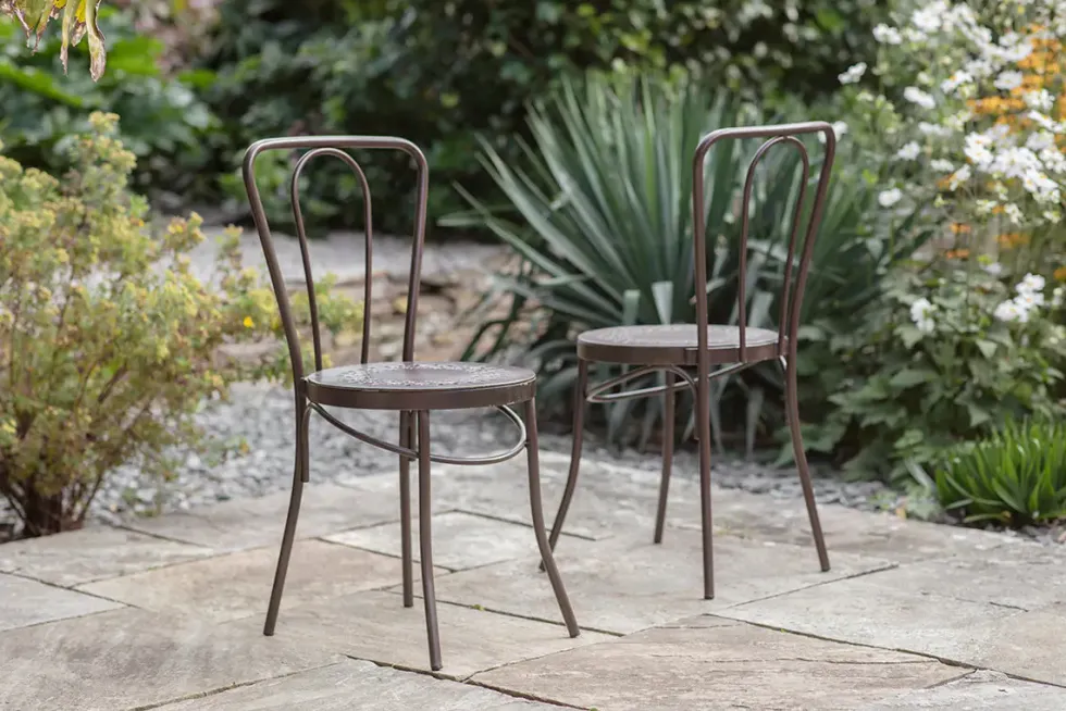 Jeavika Iron Outdoor Bistro Chair - Black