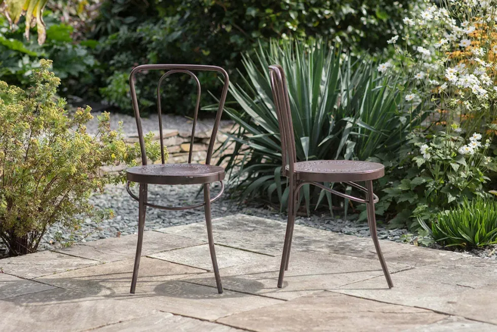 Jeavika Iron Outdoor Bistro Chair - Black