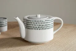 Juniper Drop 4 Person Teapot - Cream & Juniper