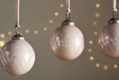 Kecci Baubles - Antique Pink - (Set of 4)