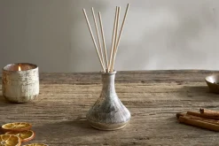 Mandarin & Clove Reed Diffuser - Antique Gold