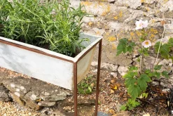 Narlu Wide Standing Planter