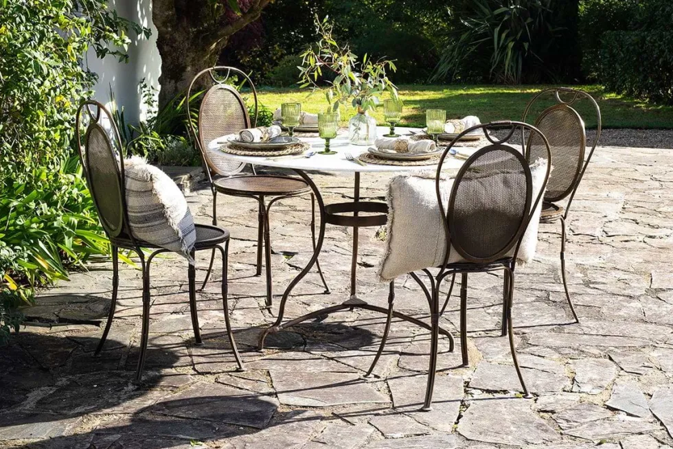 Parwaha Marble Dining Table