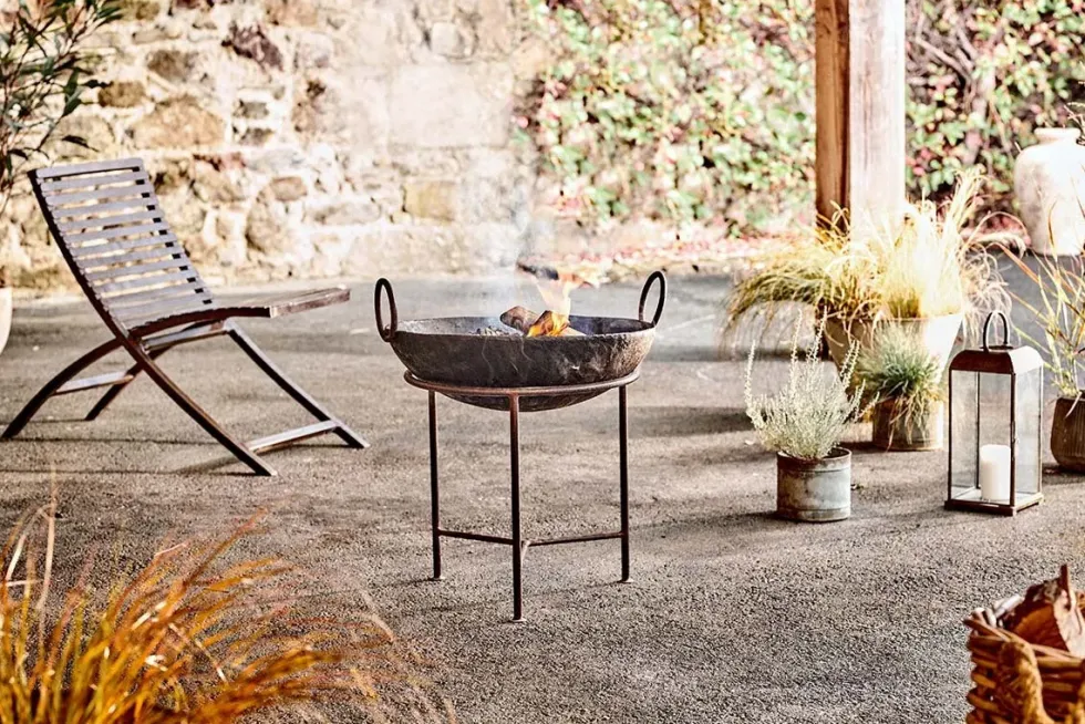 Reclaimed Iron Kadai With Grill - Small