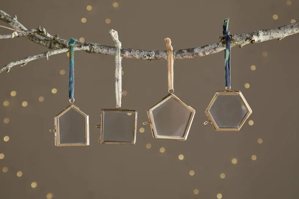 Tiny Kiko Frame Decorations - Aged Antique - (Set of 4)