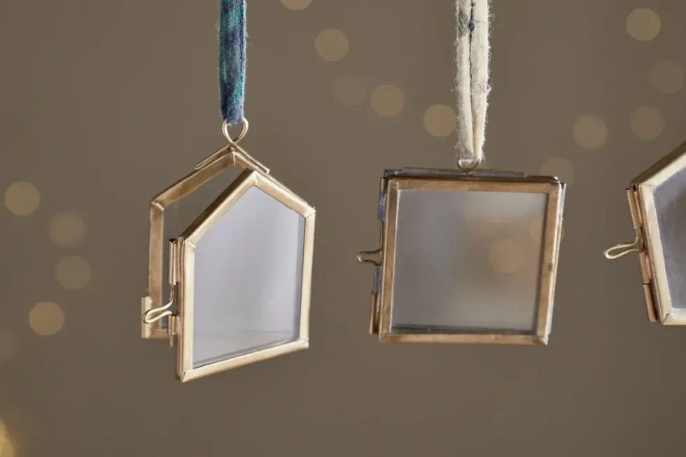 Tiny Kiko Frame Decorations - Aged Antique - (Set of 4)