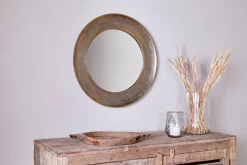 Yakira Mirror